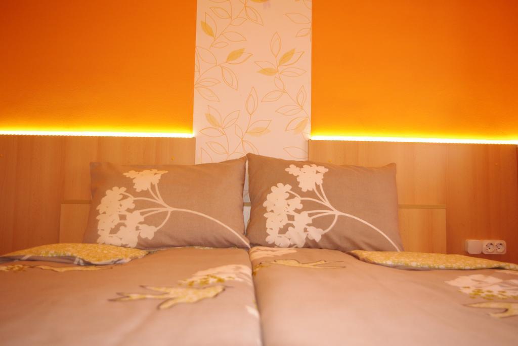 Bors Apartman Szeged Esterno foto